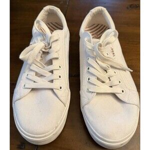 Taos Plim Soul White Canvas Lace-Up Sneakers Women’s 9.5 Round Toe
